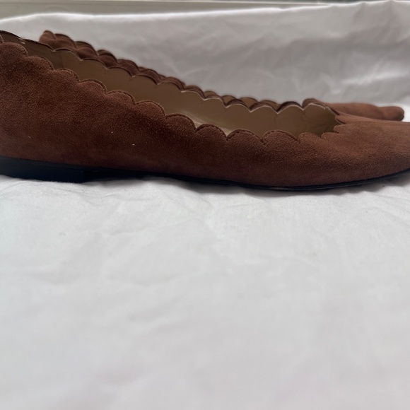 Manolo Blahnik Suede Scallop Trim Flats Women's 39.5 - Picture 2 of 5